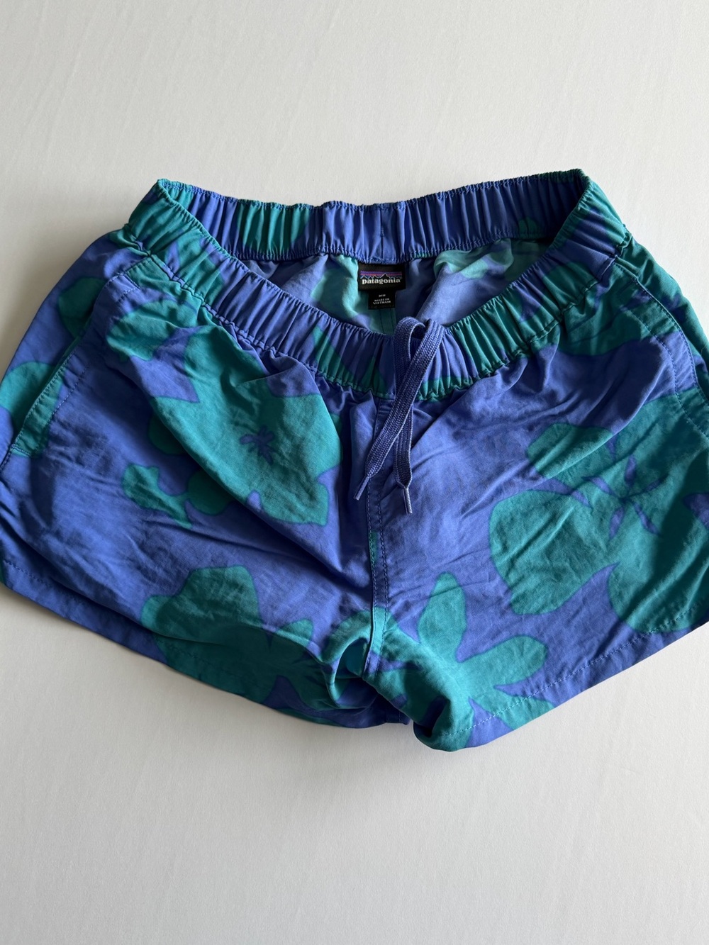 Patagonia Baggies Women's Blue & Teal Floral Active Shorts